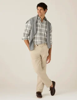 Classic Tapered Pants - Chinos