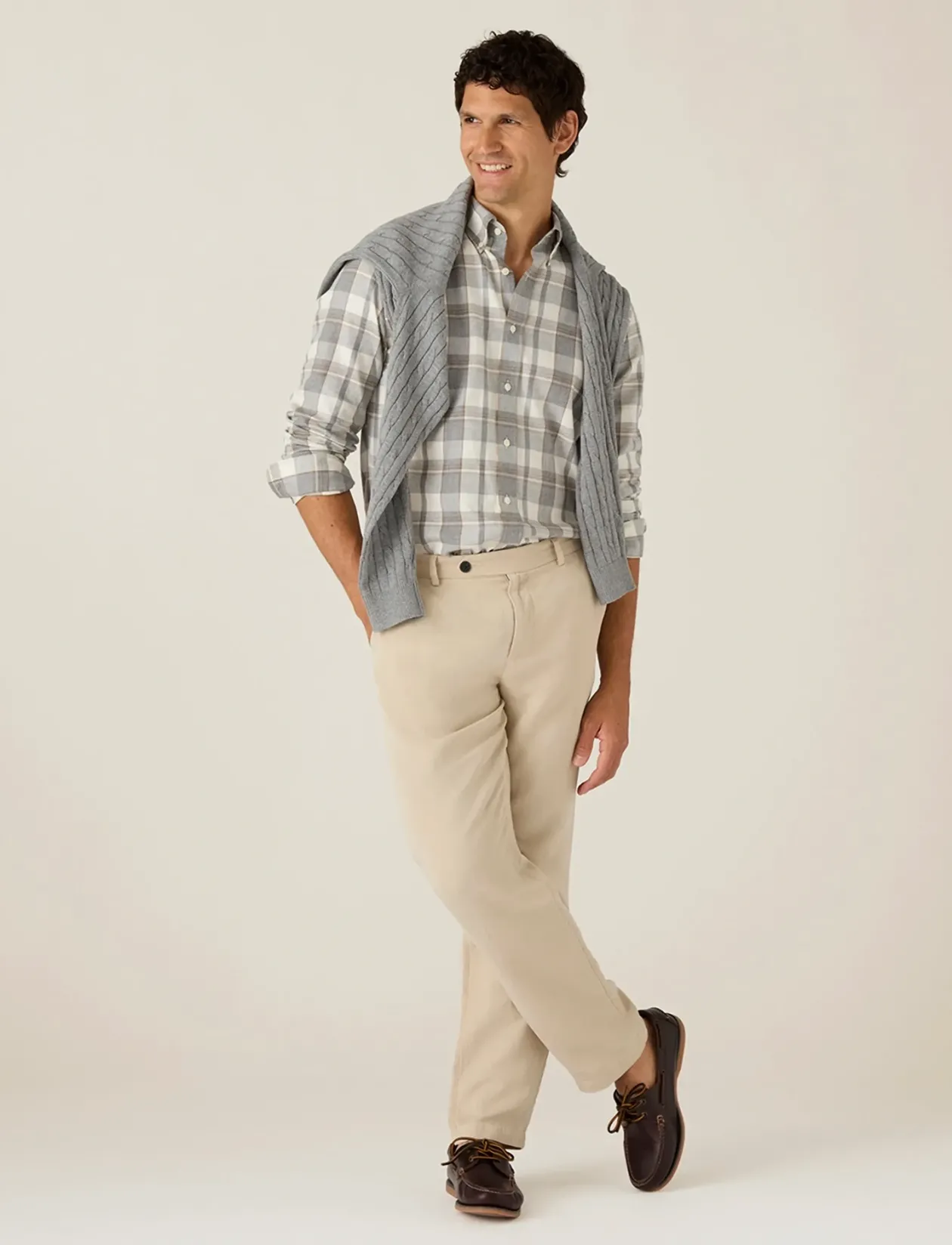 Classic Tapered Pants - Chinos