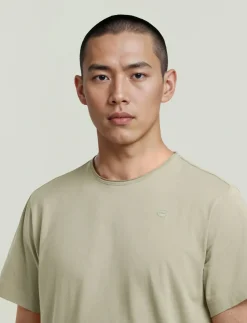 Essential raw neck r t ss - T-Shirts
