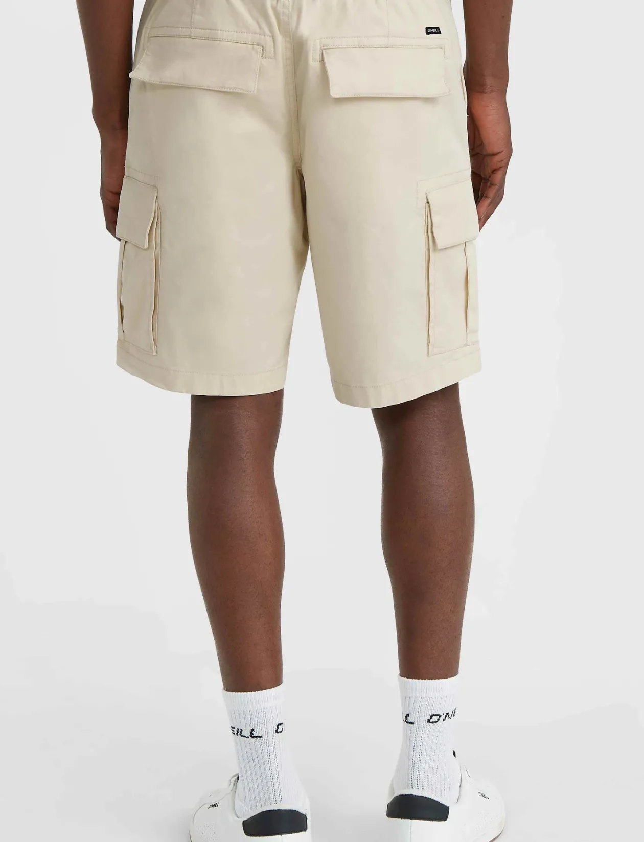 ESSENTIALS CARGO SHORTS - Friluftsshorts