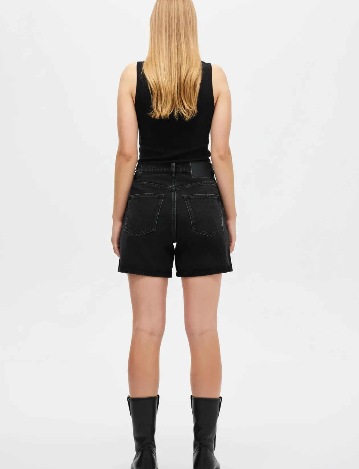 EVA SHORT CONTEMPT BLACK - Denim shorts