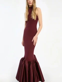 FITTED MAXI DRESS - Maxikjoler