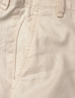 Gant Shield Linen Blend Shorts - Shorts