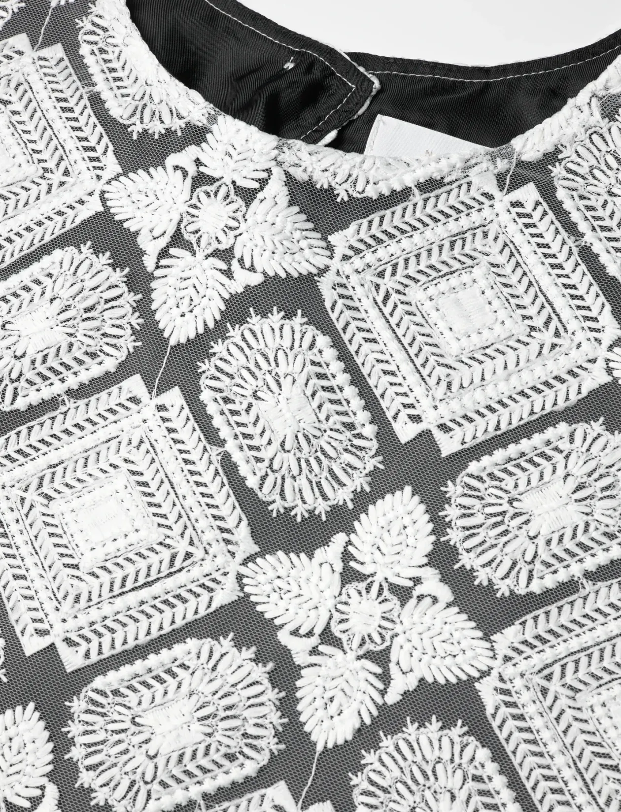 LEJSE BLOUSE WHITE EMBROIDERY - Kortærmede bluser