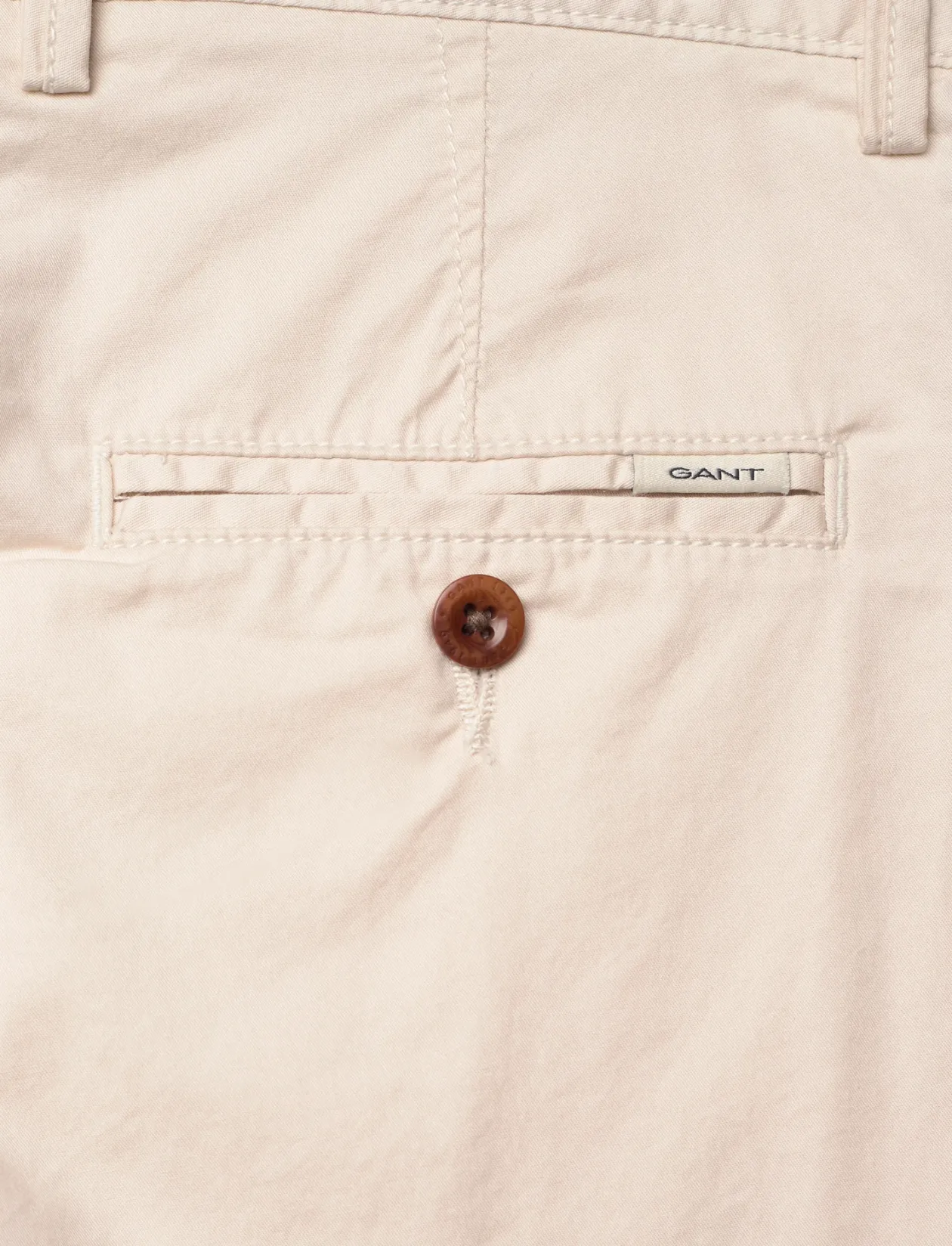 LIGHTWEIGHT CHINO SHORTS - Shorts