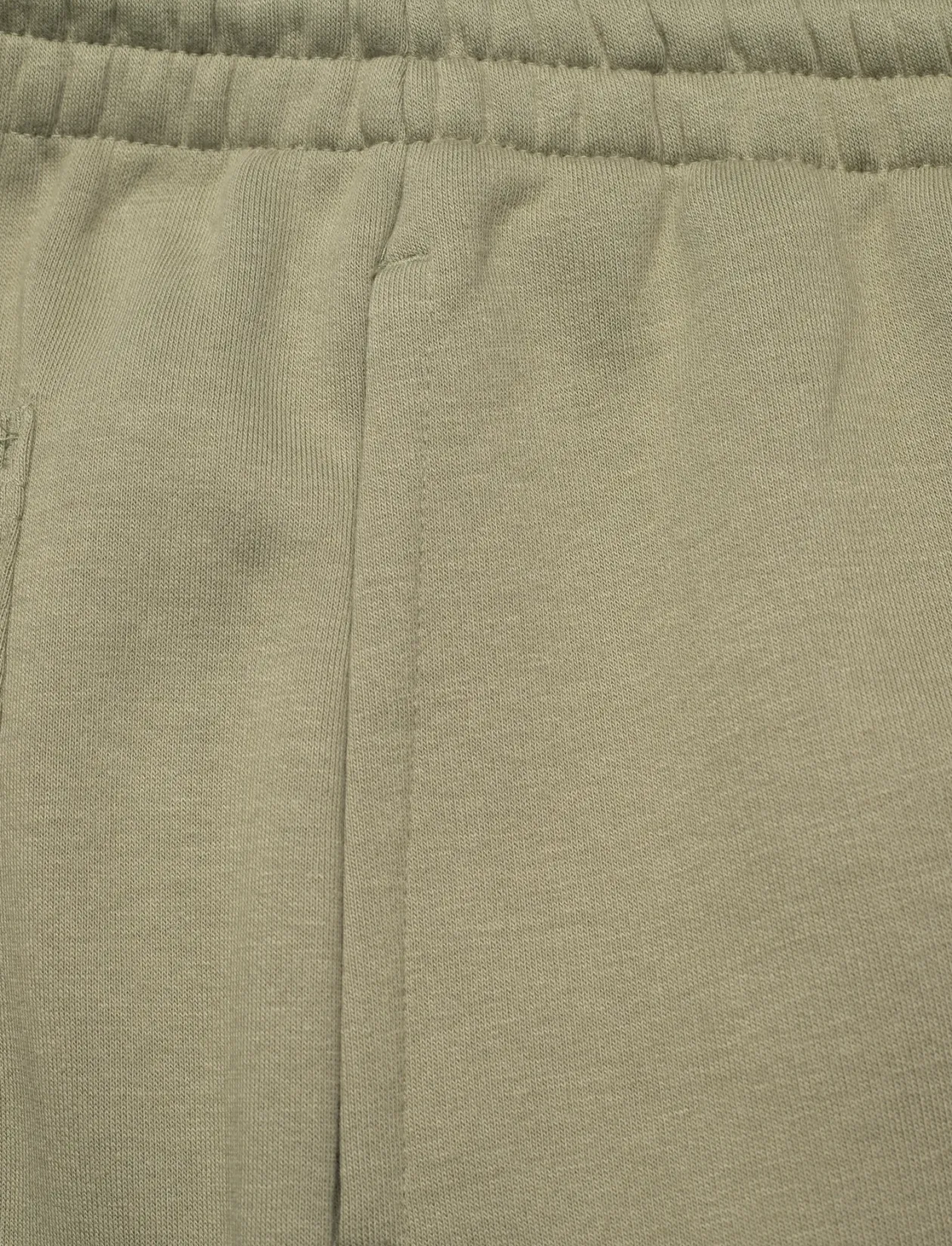 Linear Graphic Fleece Pant - Sweatpants