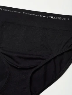 Lucia tai - Briefs