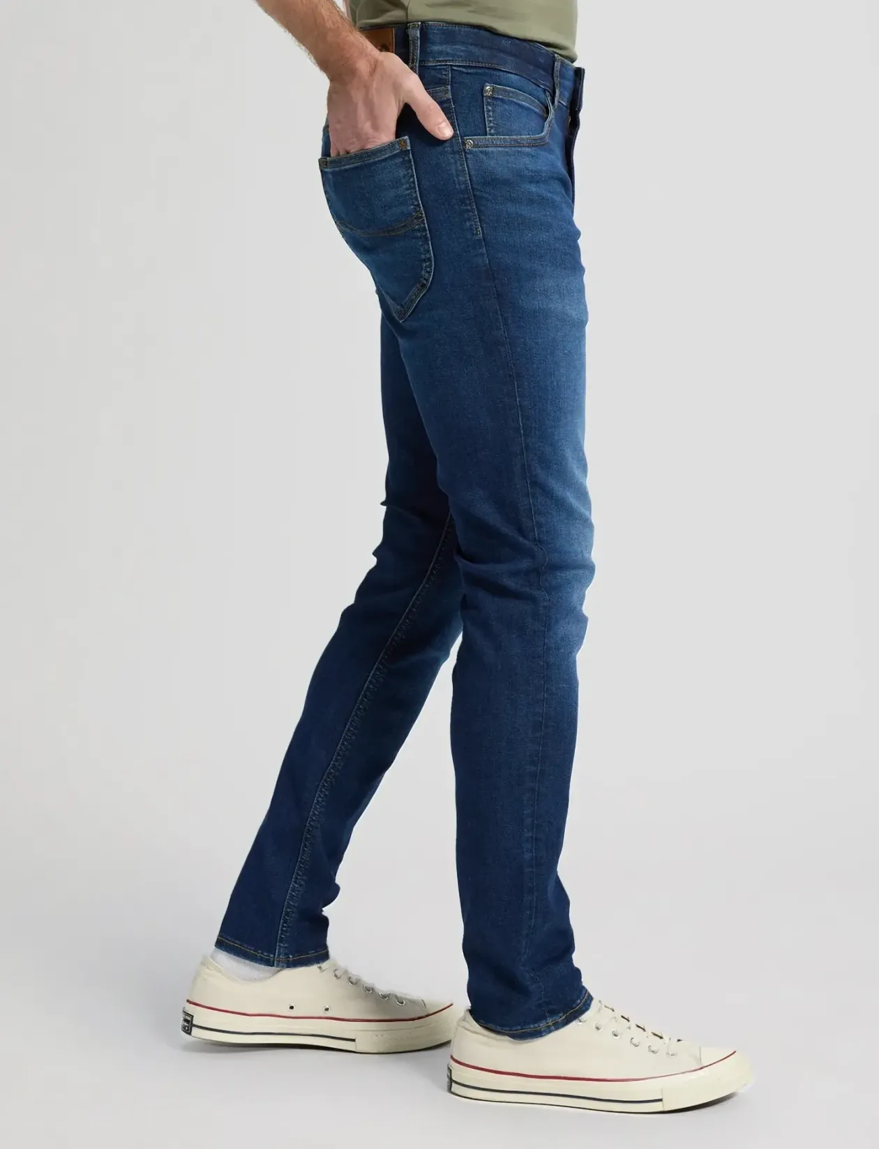 LUKE - Tapered jeans