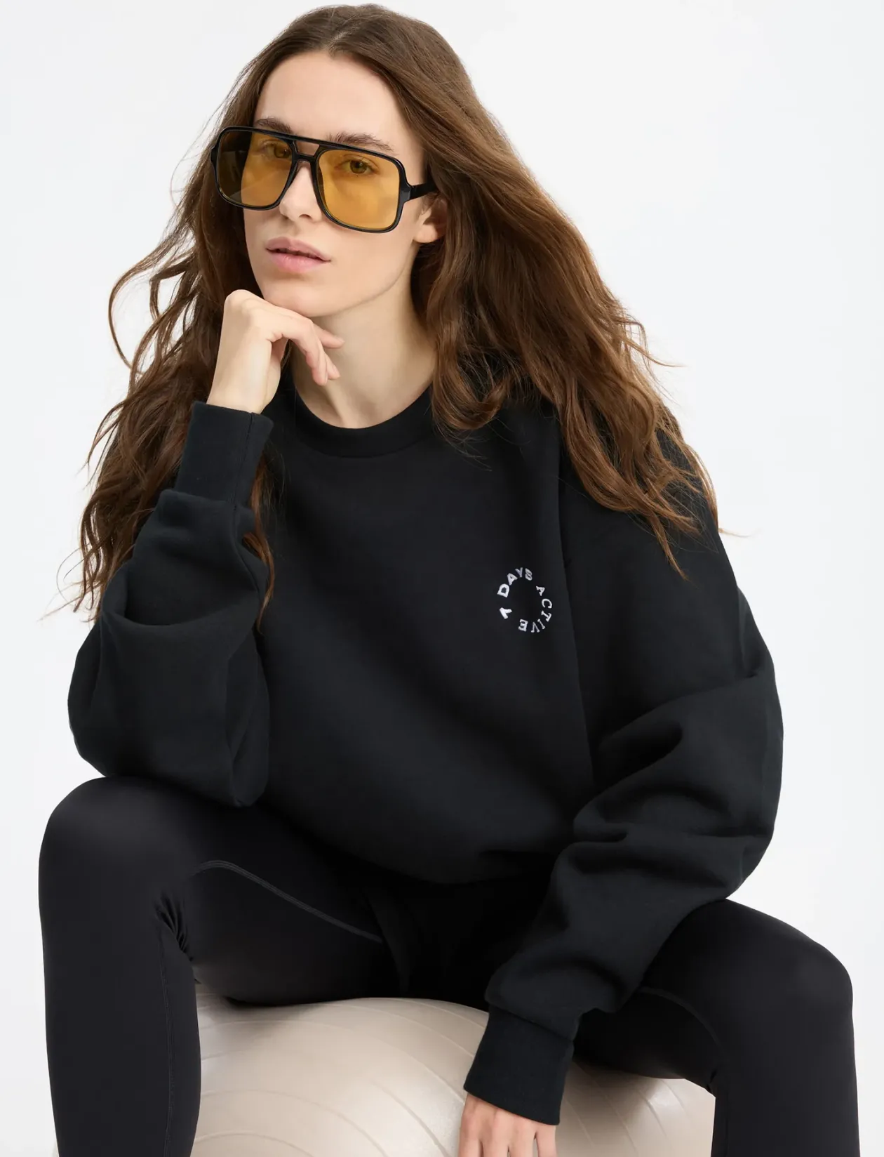 MIND Regular Crewneck - Sweatshirts
