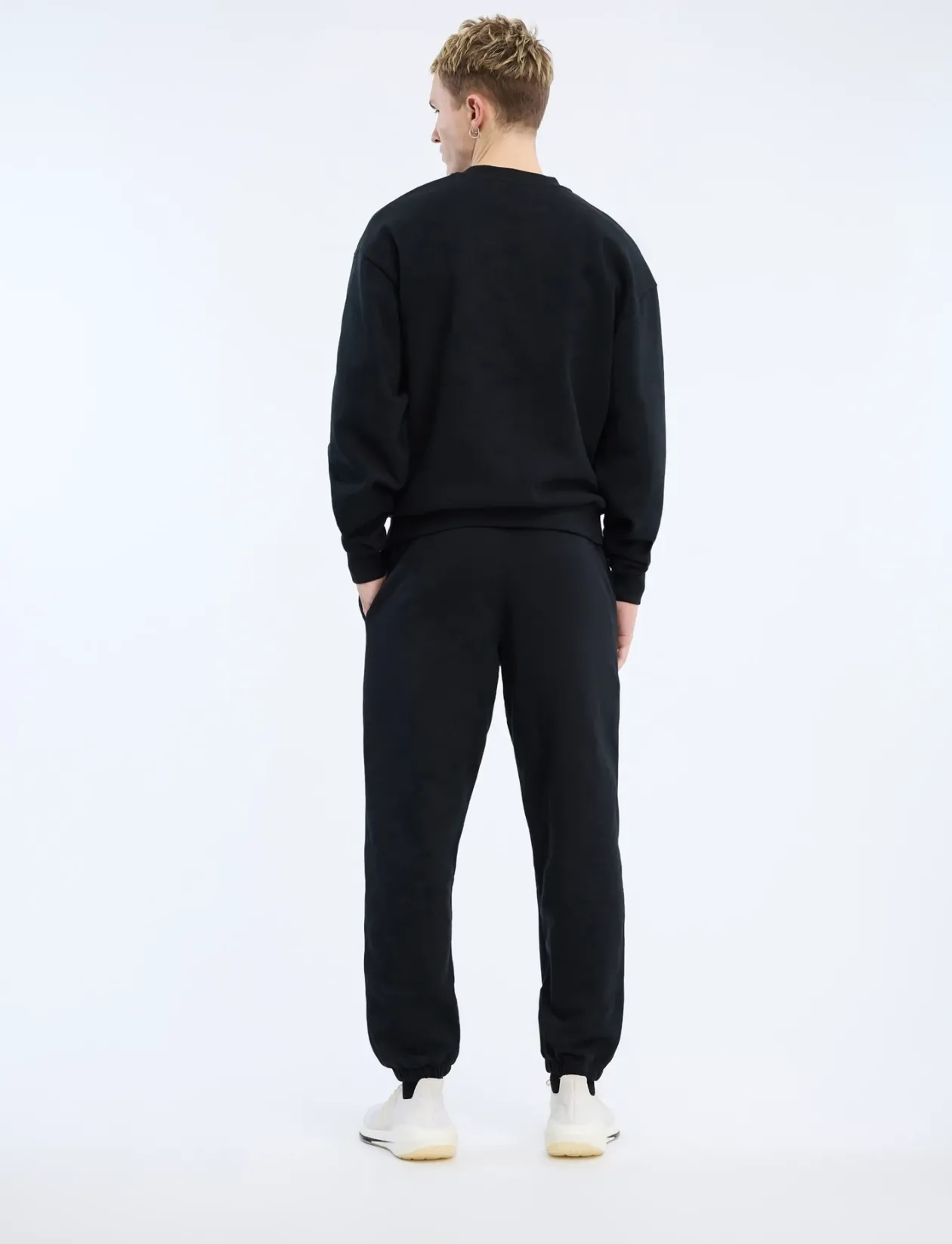 MIND Regular Crewneck - Sweatshirts