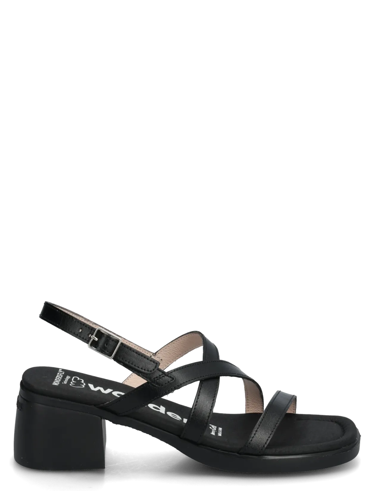 MOAI 03 - Sandaler