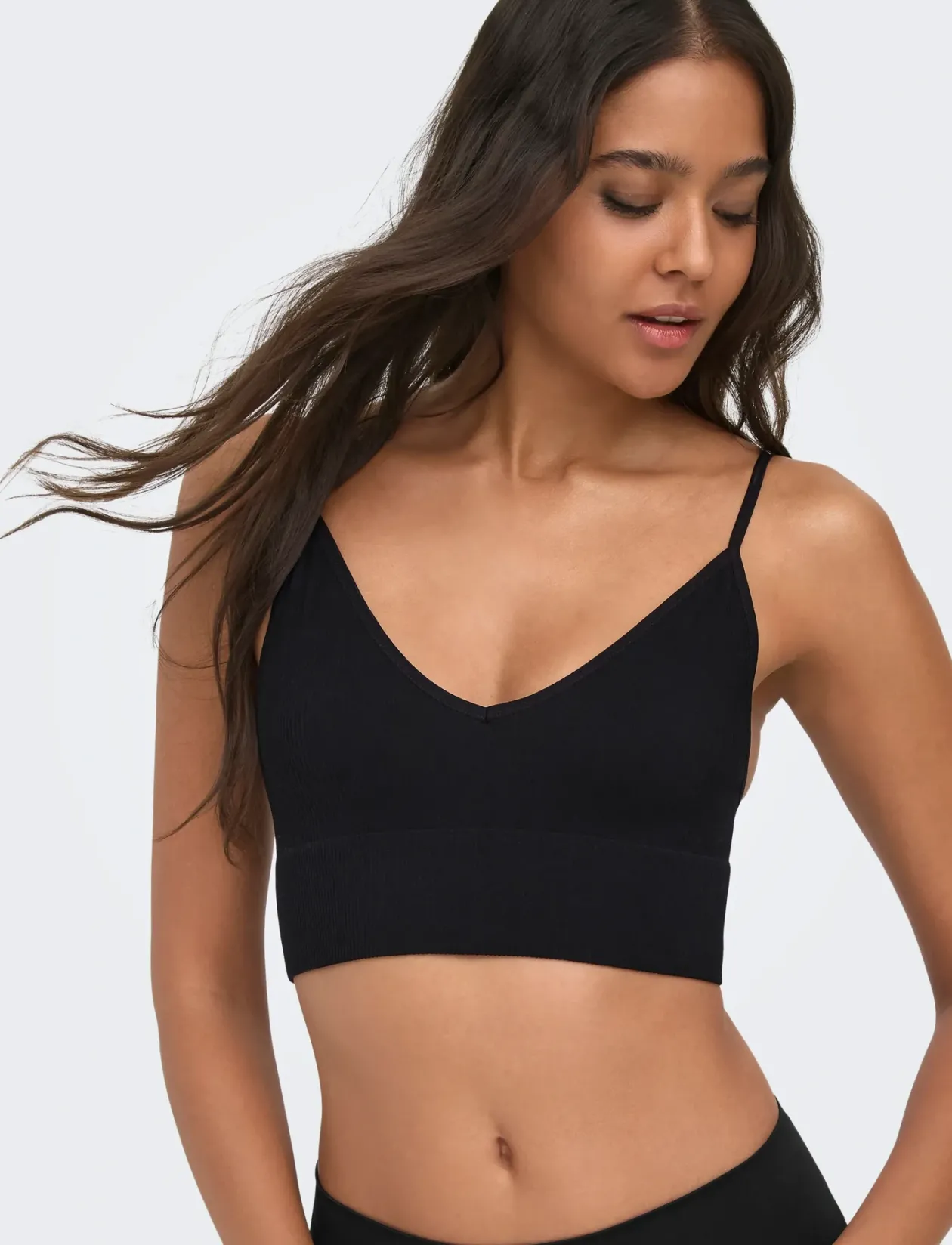 ONLVICKY RIB SEAMLESS VNECK TOP NOOS ACC - Bralette