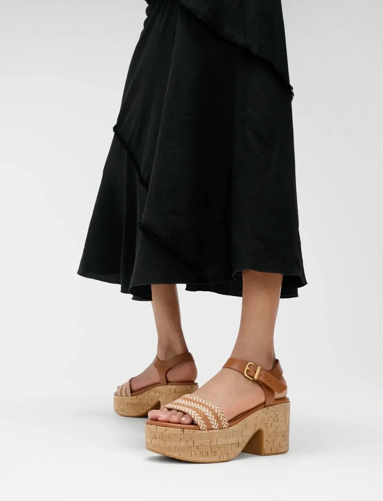 PLATFFORMS V-WEAVE/LEATHER HEELED A/STRAP SANDALS - Platformsandaler
