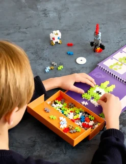 Plus-Plus Activity Pad – Space - Byggeklodser
