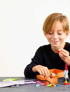 Plus-Plus Activity Pad – Space - Byggeklodser