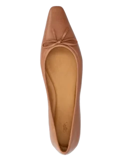 Pointed Leather Ballet Flat - Ballerinaer