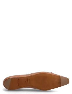Pointed Leather Ballet Flat - Ballerinaer