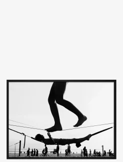Poster Monochrome Balancing Act - Fotografier