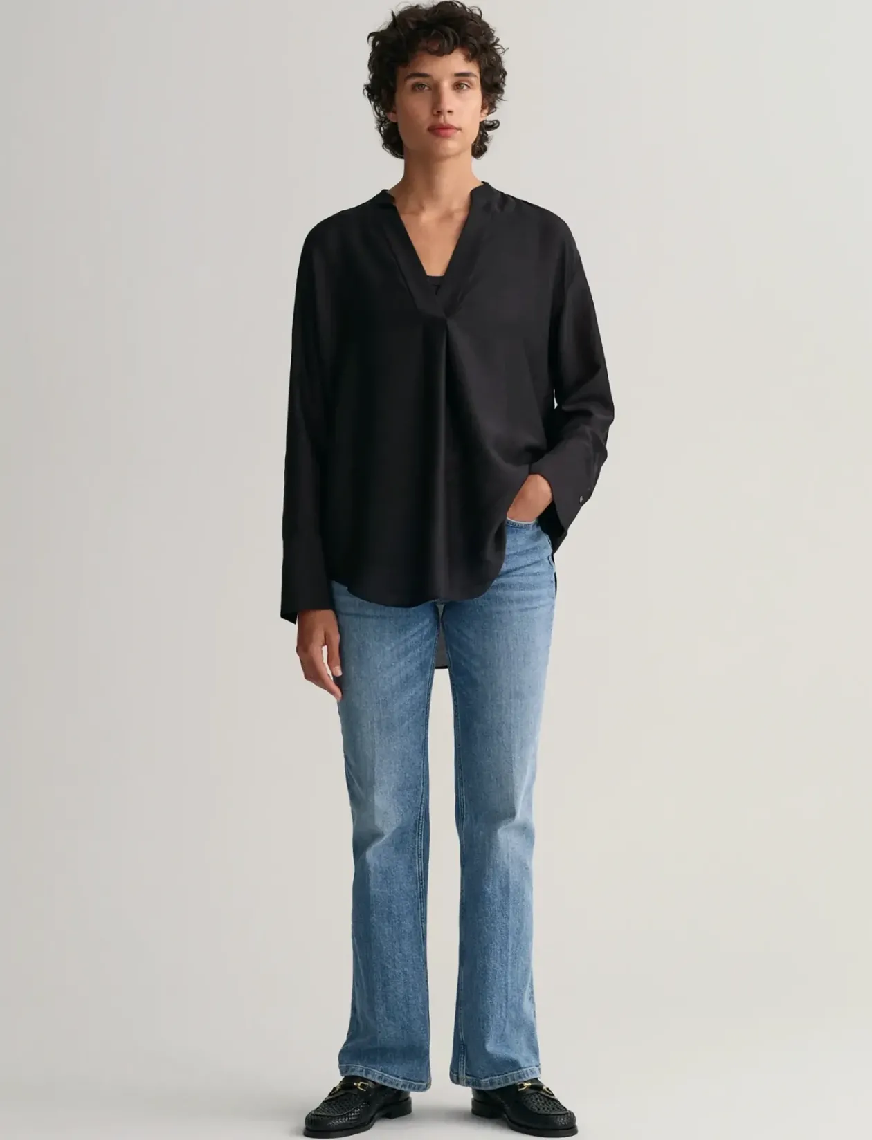RELAXED STAND COLLAR BLOUSE - Langærmede bluser