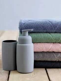 Sæbedisp. Mono grå rubber coat - Badeværelsestilbehør