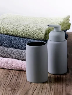 Sæbedisp. Mono grå rubber coat - Badeværelsestilbehør