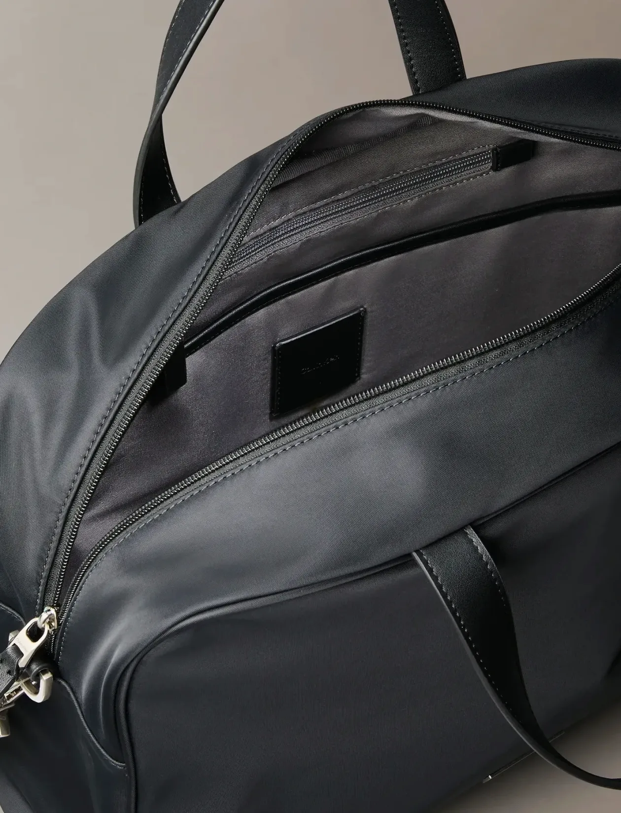 SLEEK LARGE COMMUTER - Bæltetasker