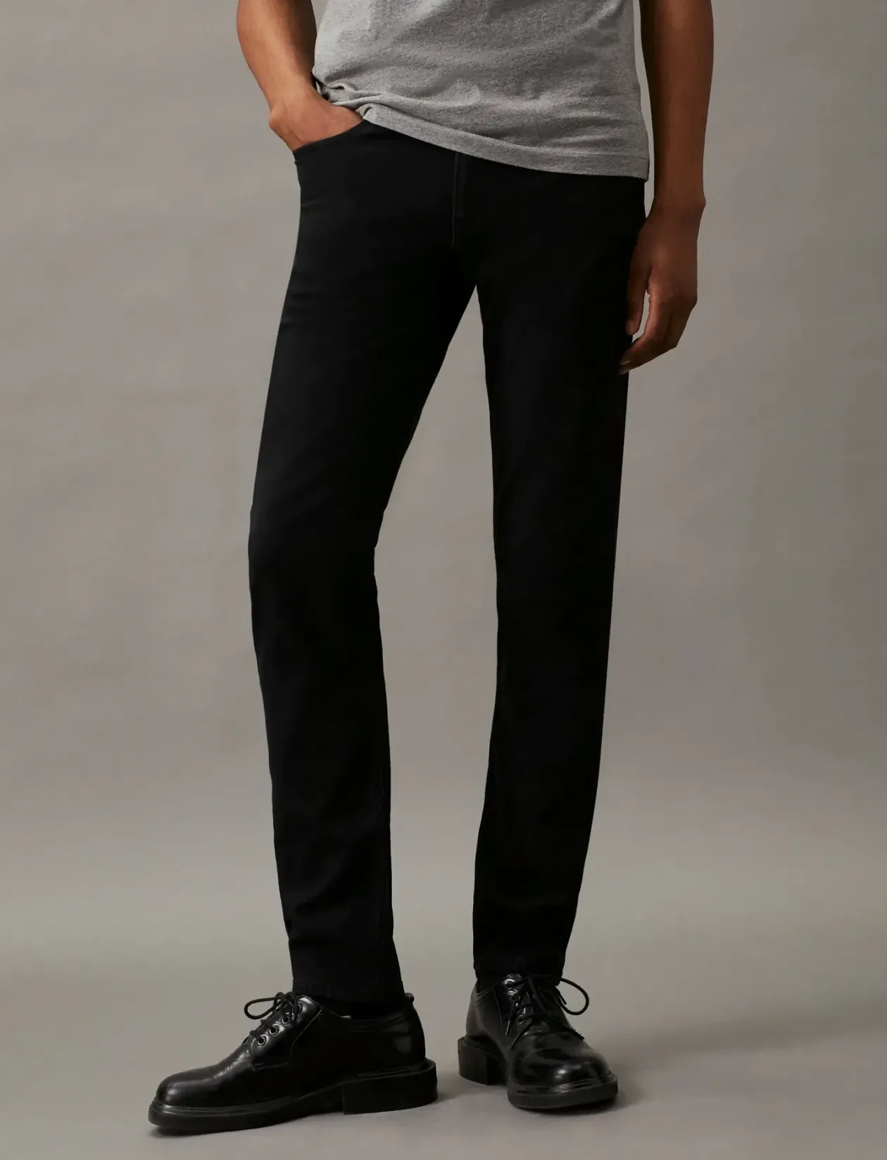 SLIM TAPER - Slim jeans