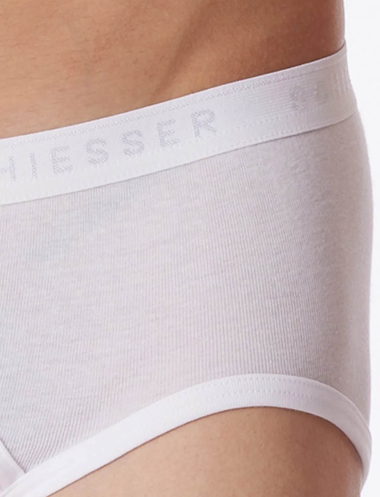 Sportsbrief - Briefs