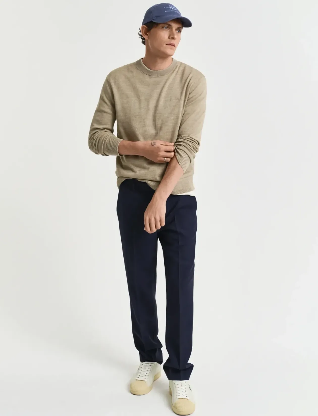 SUNFADED C-NECK - Rund hals