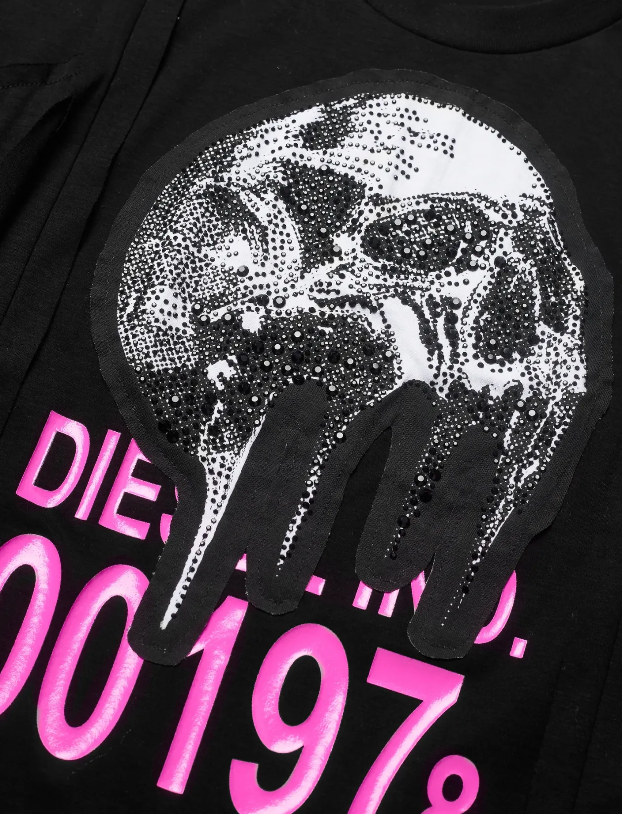 TAMELIA T-SHIRT - Kortærmede