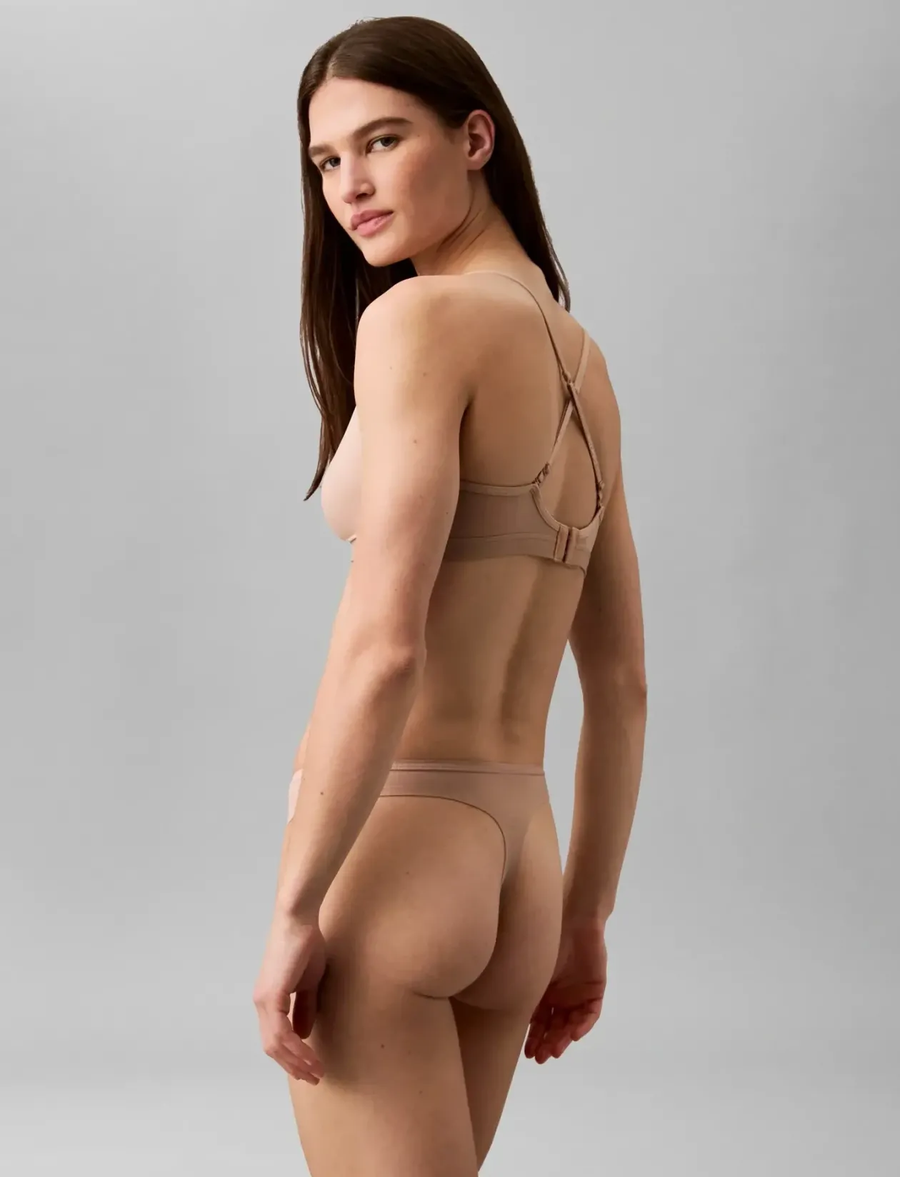 THONG - String