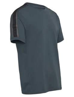 T-SHIRT - T-Shirts