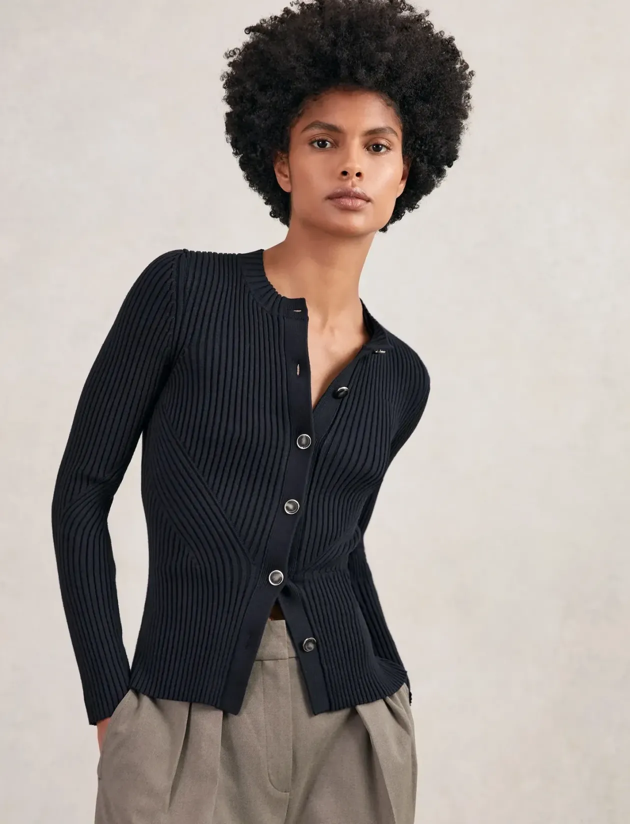 TULA - Cardigans