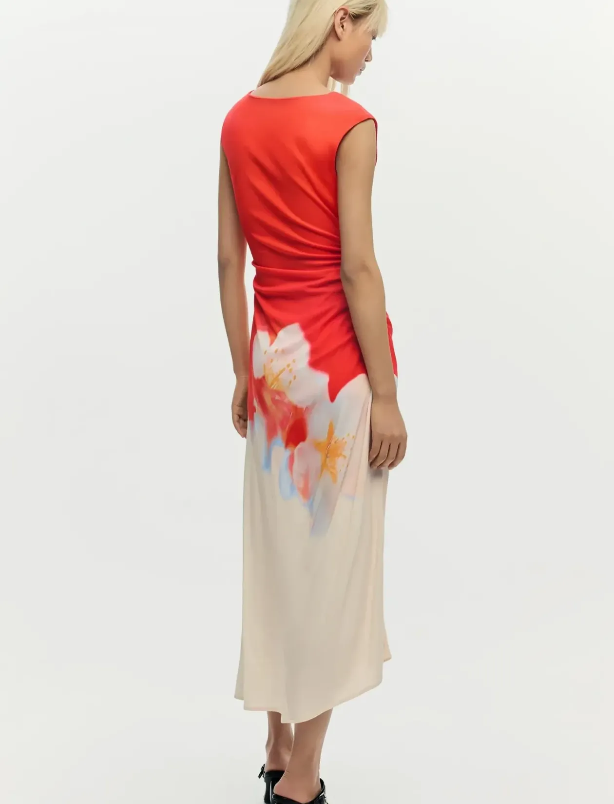 VEST_LIDA - Midi kjoler
