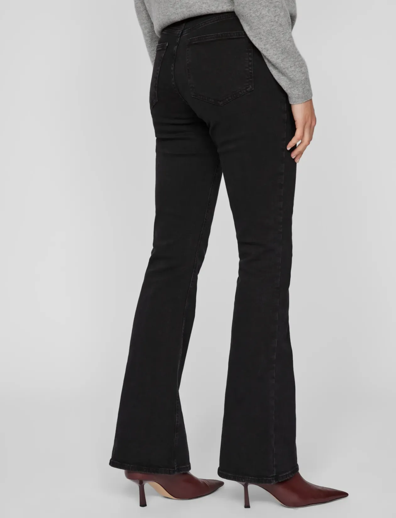 VIBETTY RW FLARED JEANS BLK OSC221-NOOS - Flared jeans