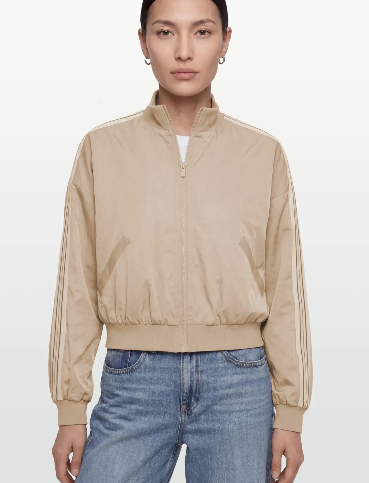 VIHABA BOMBER JACKET - Jakker