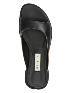 Yachay Black Slide Sandals - Flade mules